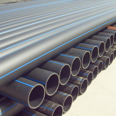 PE HDPE σωλήνες παροχής νερού μήκος ως απαιτήσεις του πελάτη μπλε ή μαύρο με μπλε λωρίδα